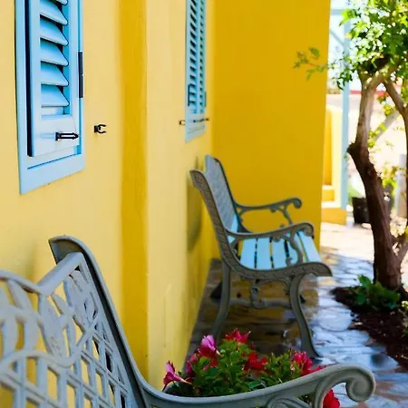 Maison d'hôtes La Finquita - Adeje 3*